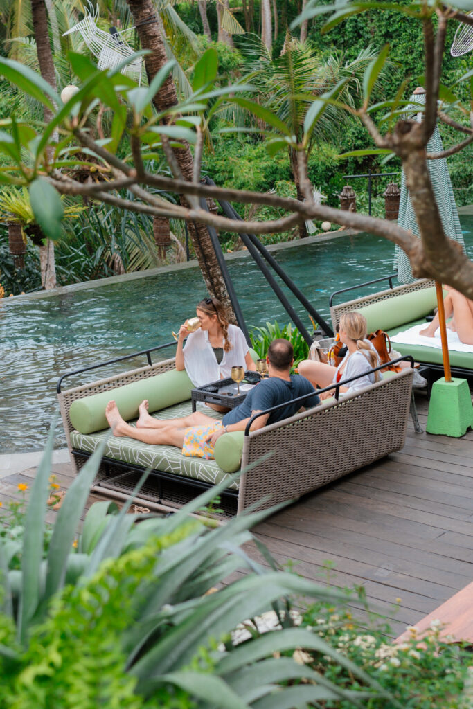 intimate day club in ubud