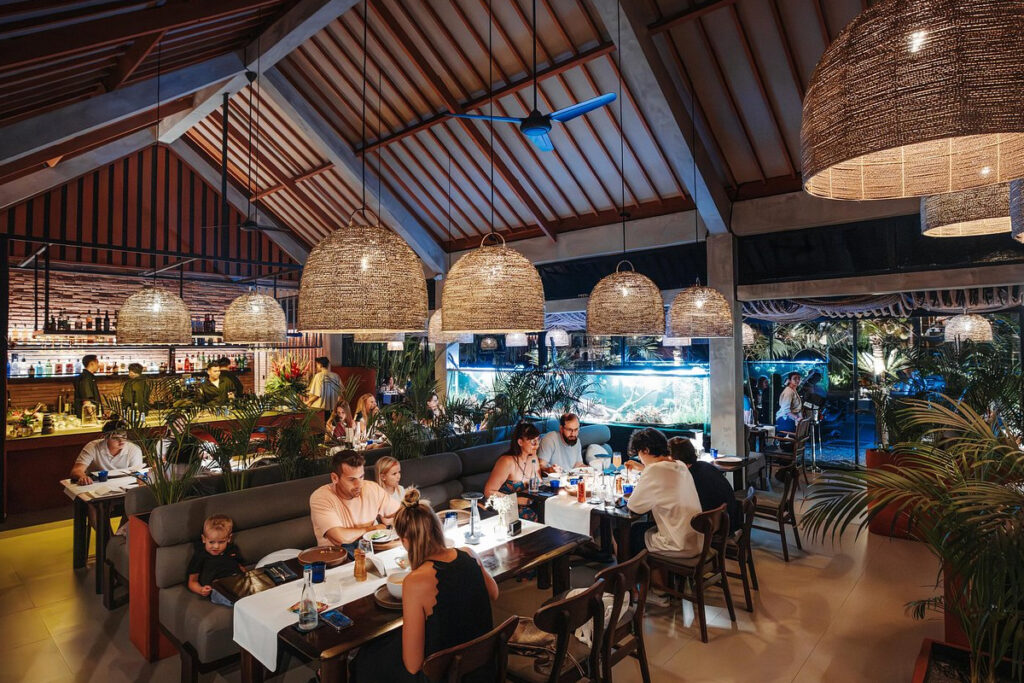 Nautilus Seafood Restaurant & Bar