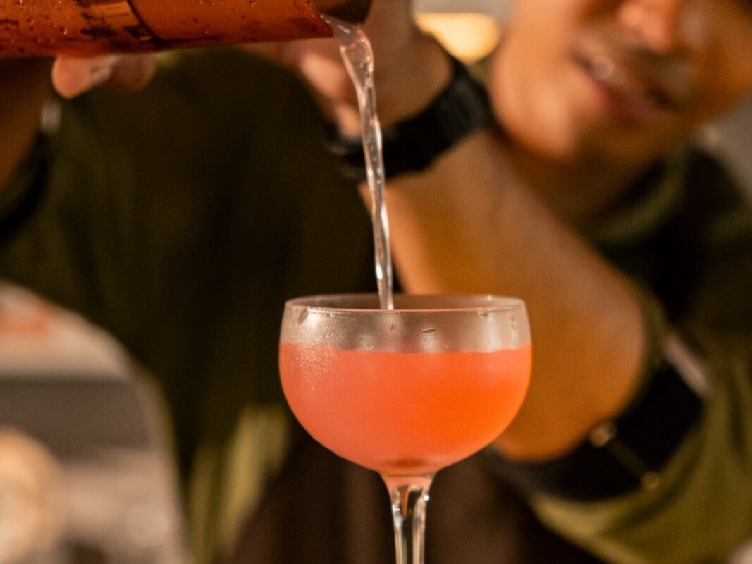 Apa Itu Mixology?